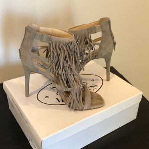 Steve Madden Fringly Taupe Suede heels - NEW!